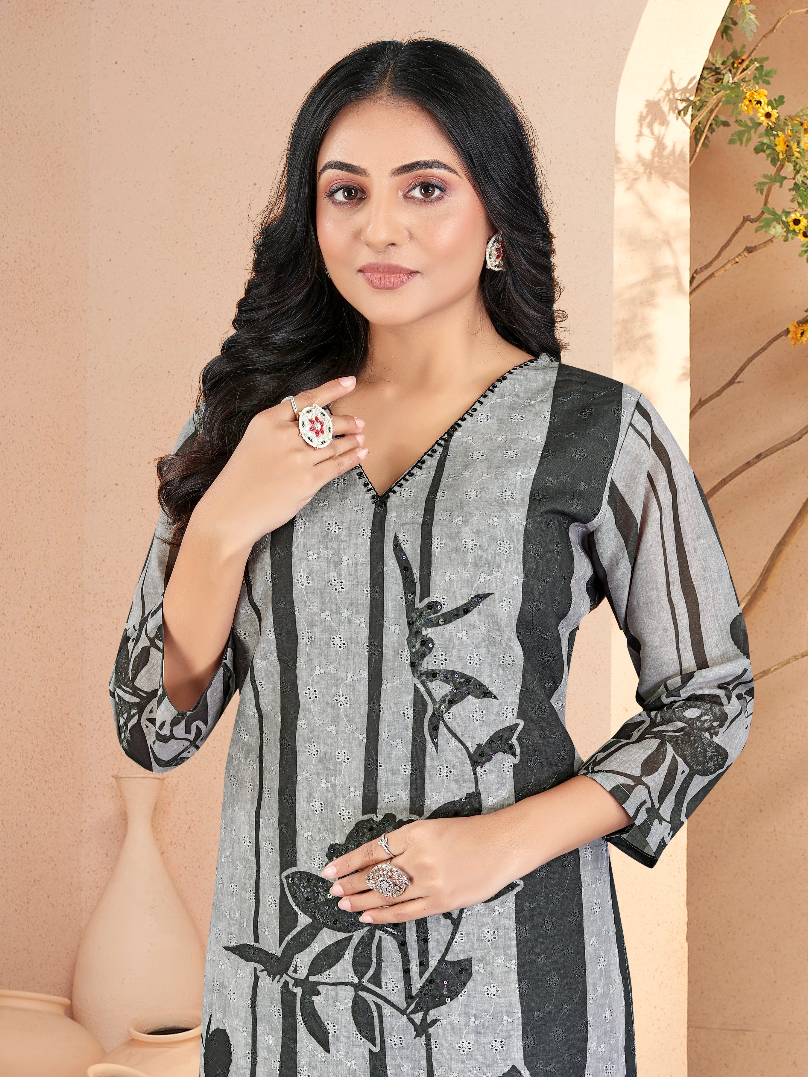 Black Pure Cotton Siplhi 3  Pcs Suit