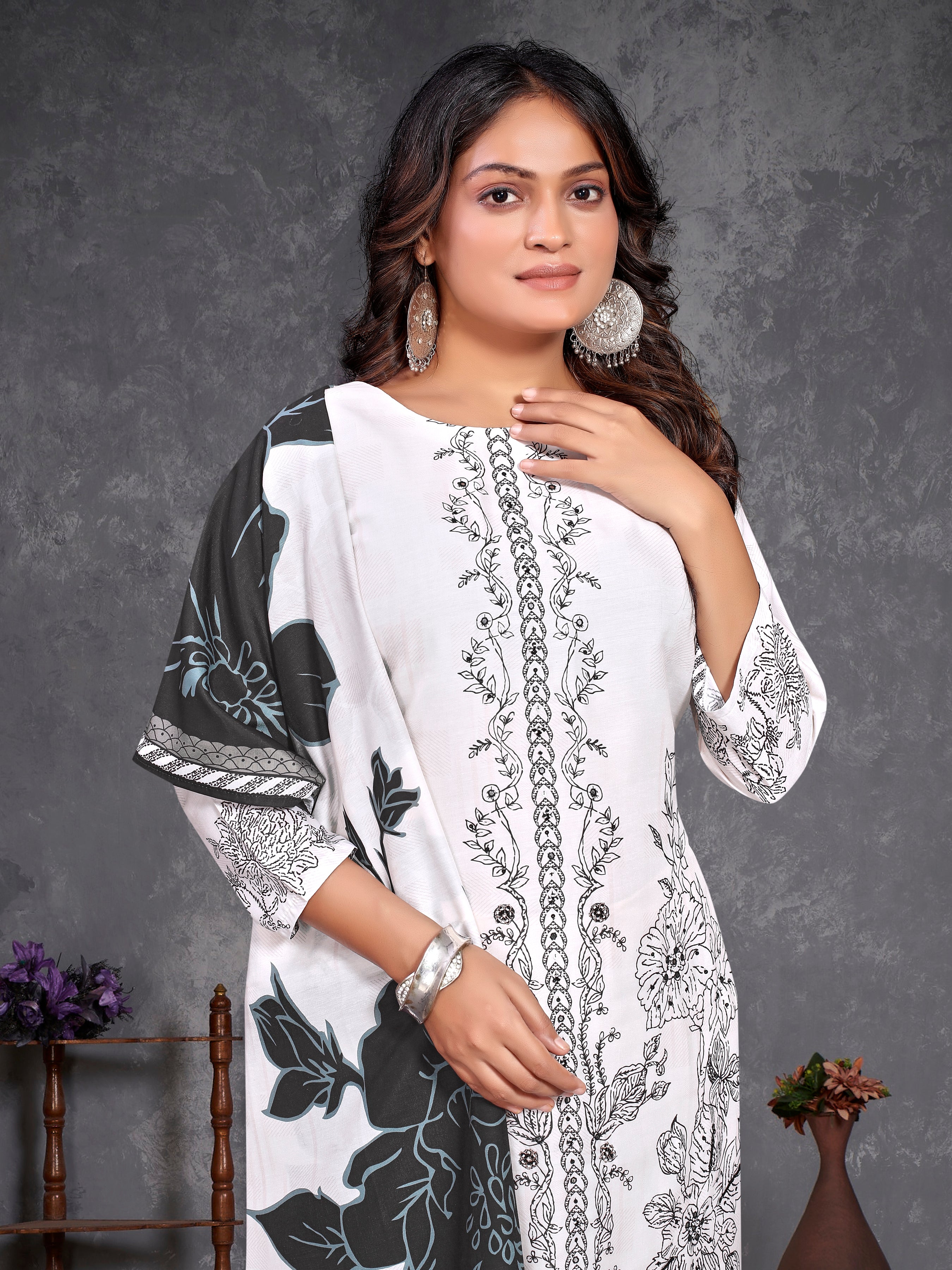 White Pure Masleen Three Pcs Suit With Masleen Dupatta