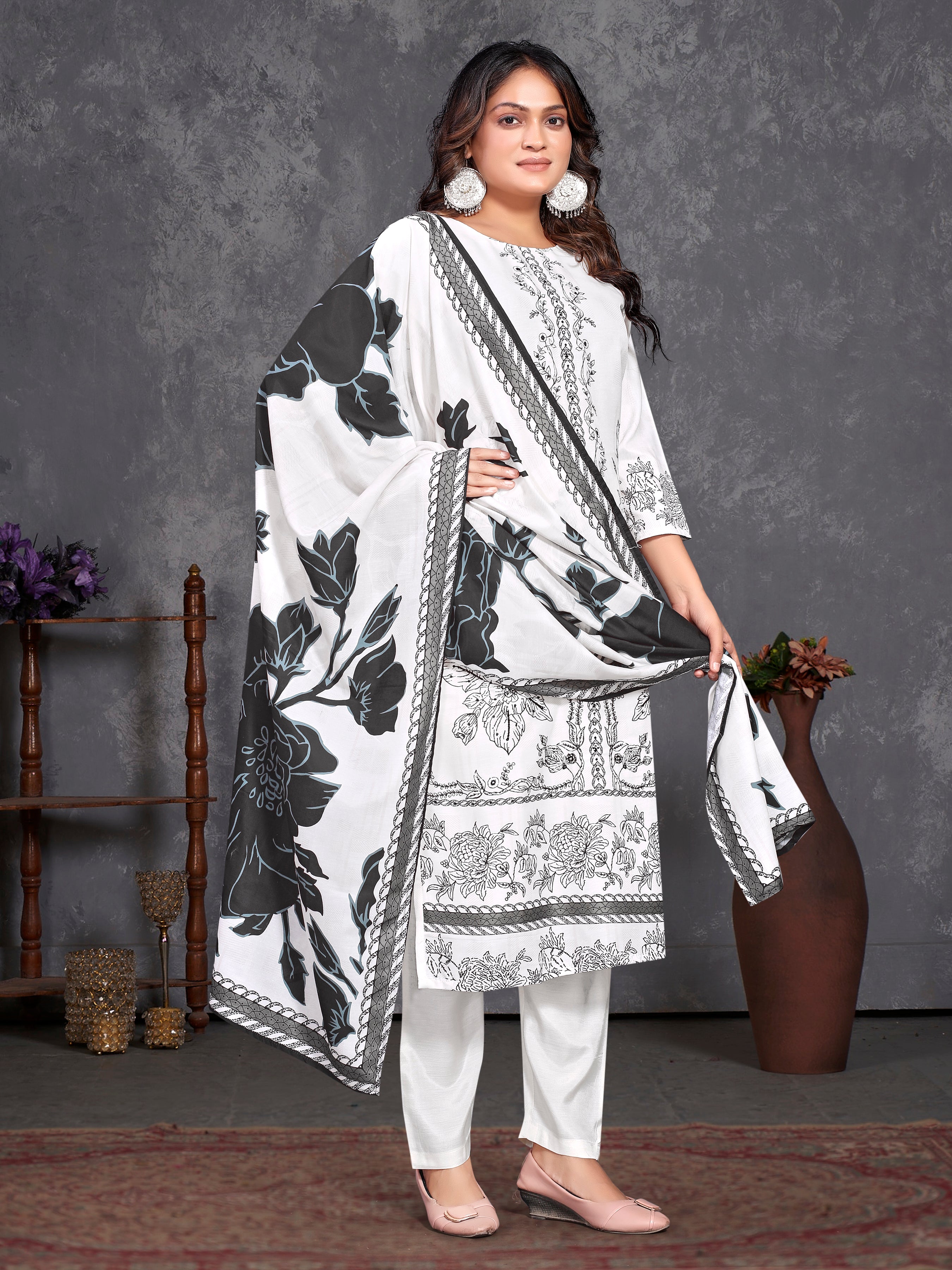 White Pure Masleen Three Pcs Suit With Masleen Dupatta