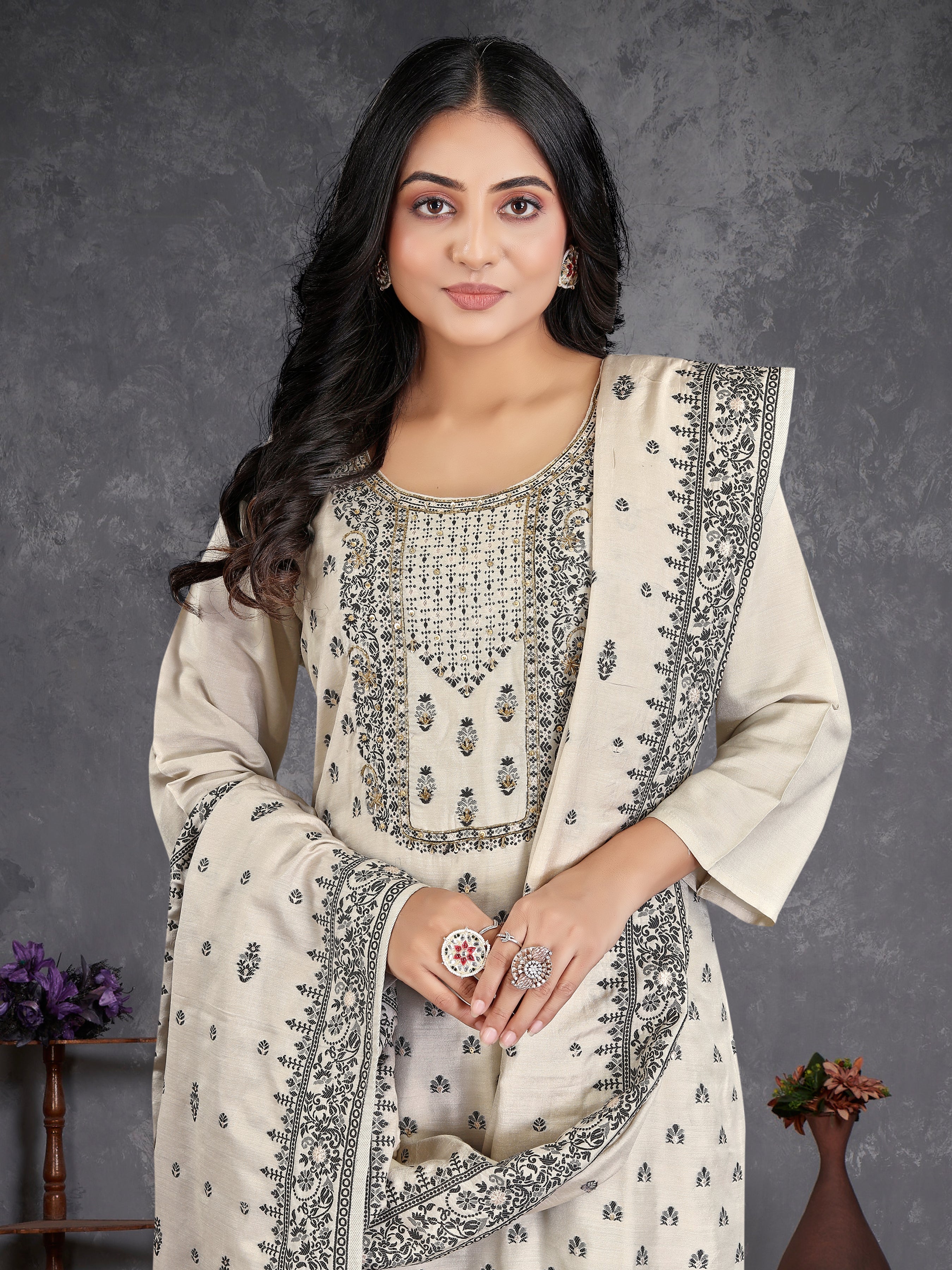 White Masleen Jackard3 Pcs Suit