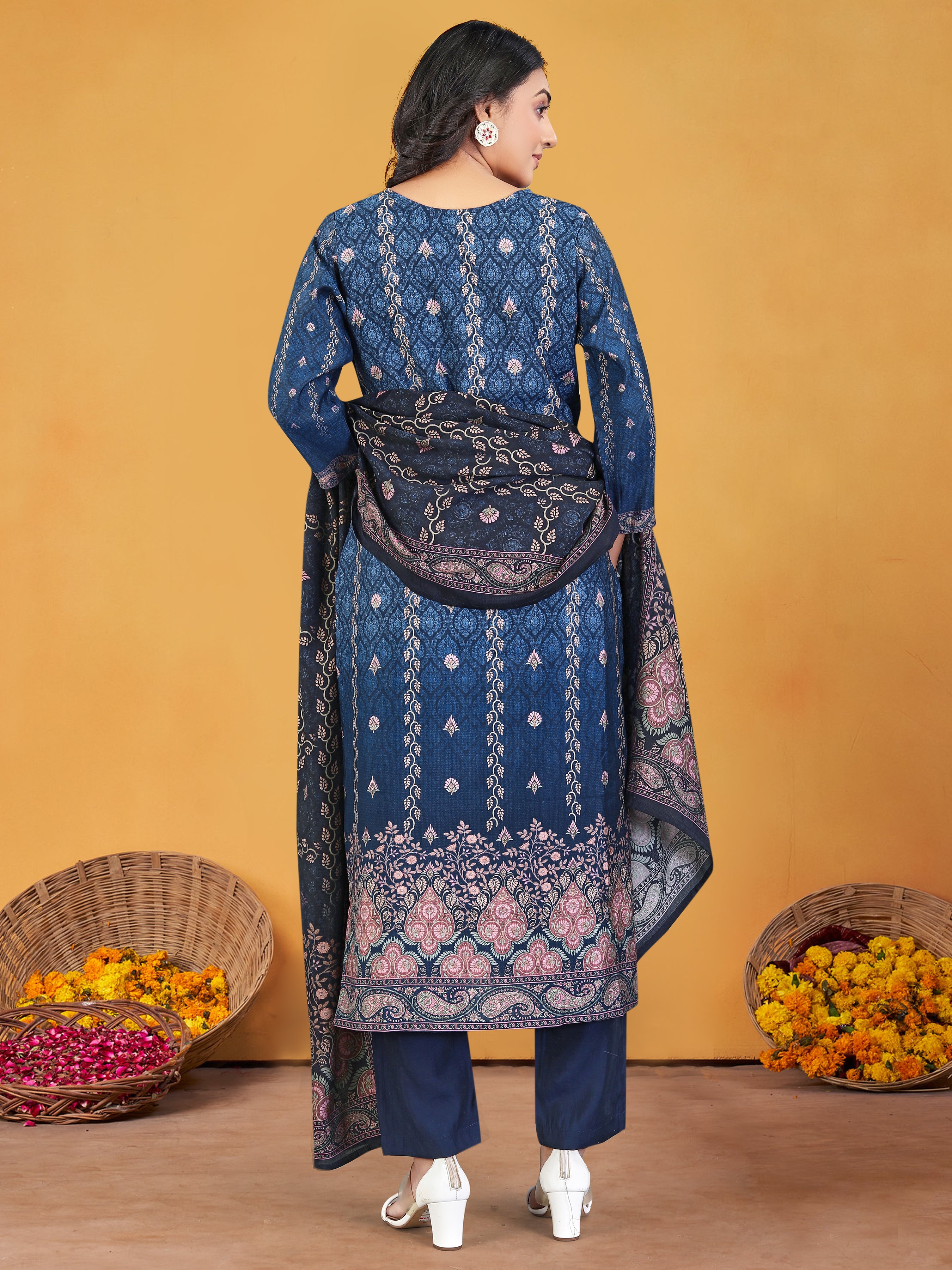 N.Blue Roman Silk 3 Pcs Suit