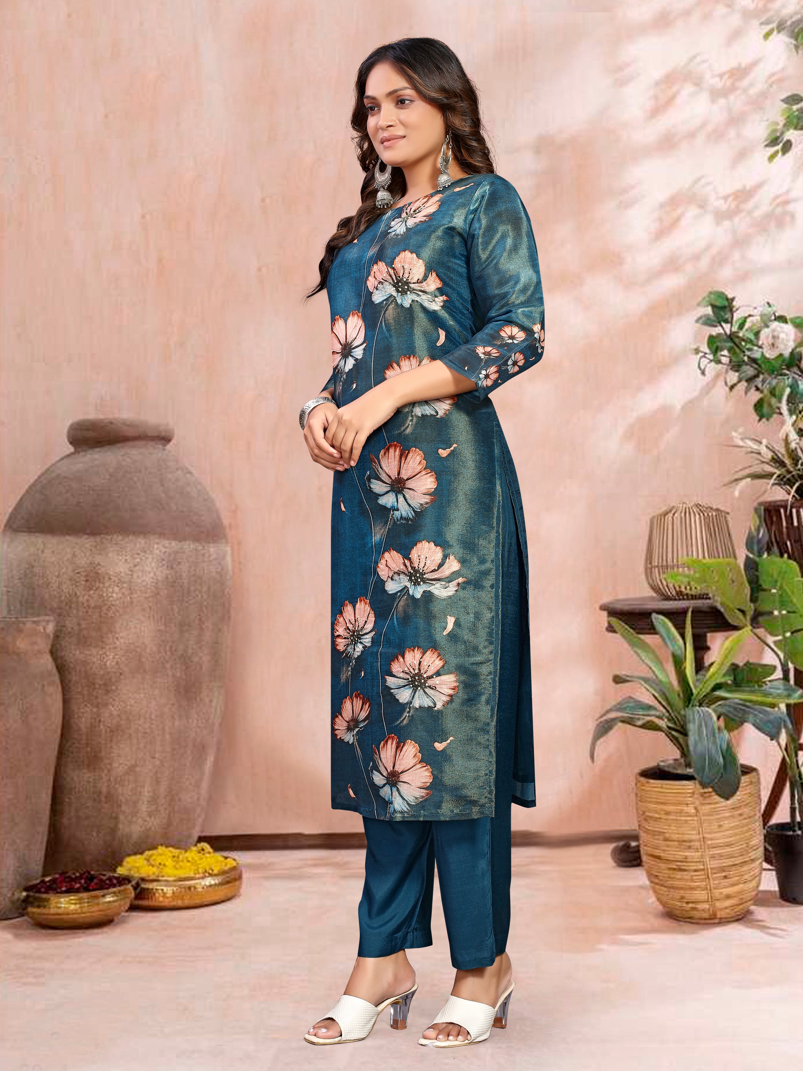 Blue Pv Shimmer Three Pcs Suit With Shimmer Dupatta
