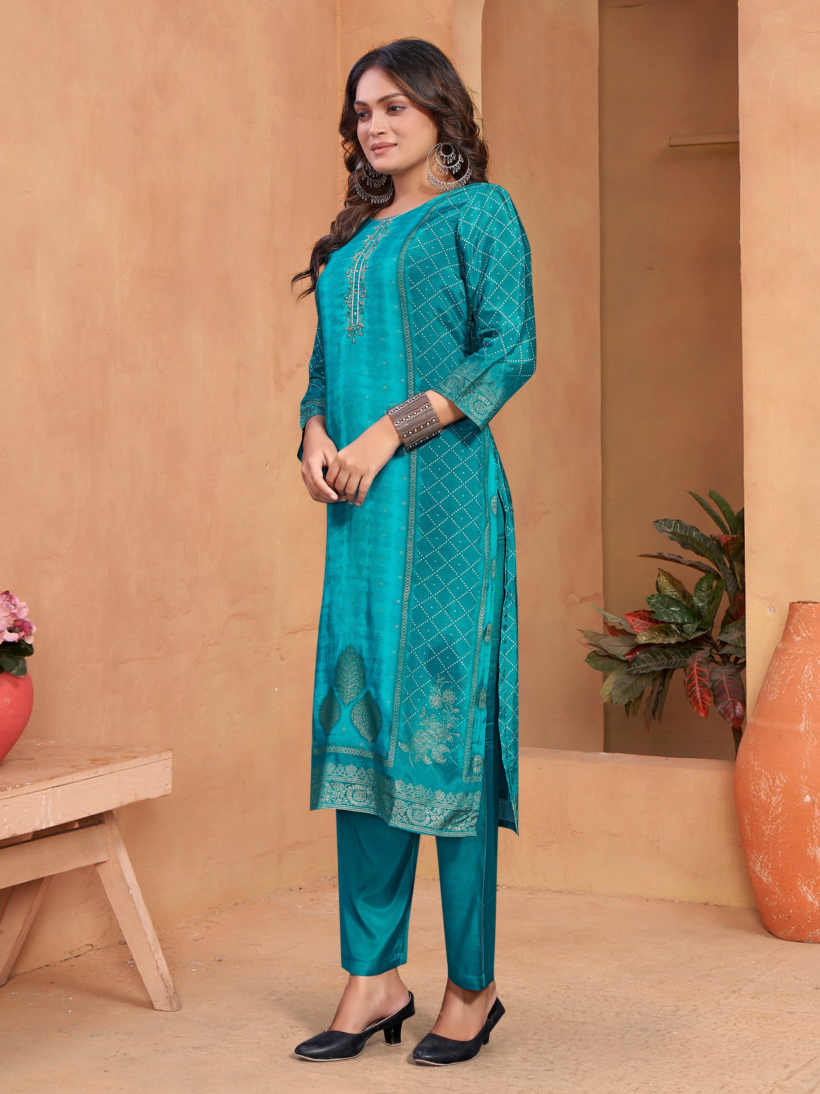 Blue Pure Masleen Three Pcs Suit With Masleen Dupatta