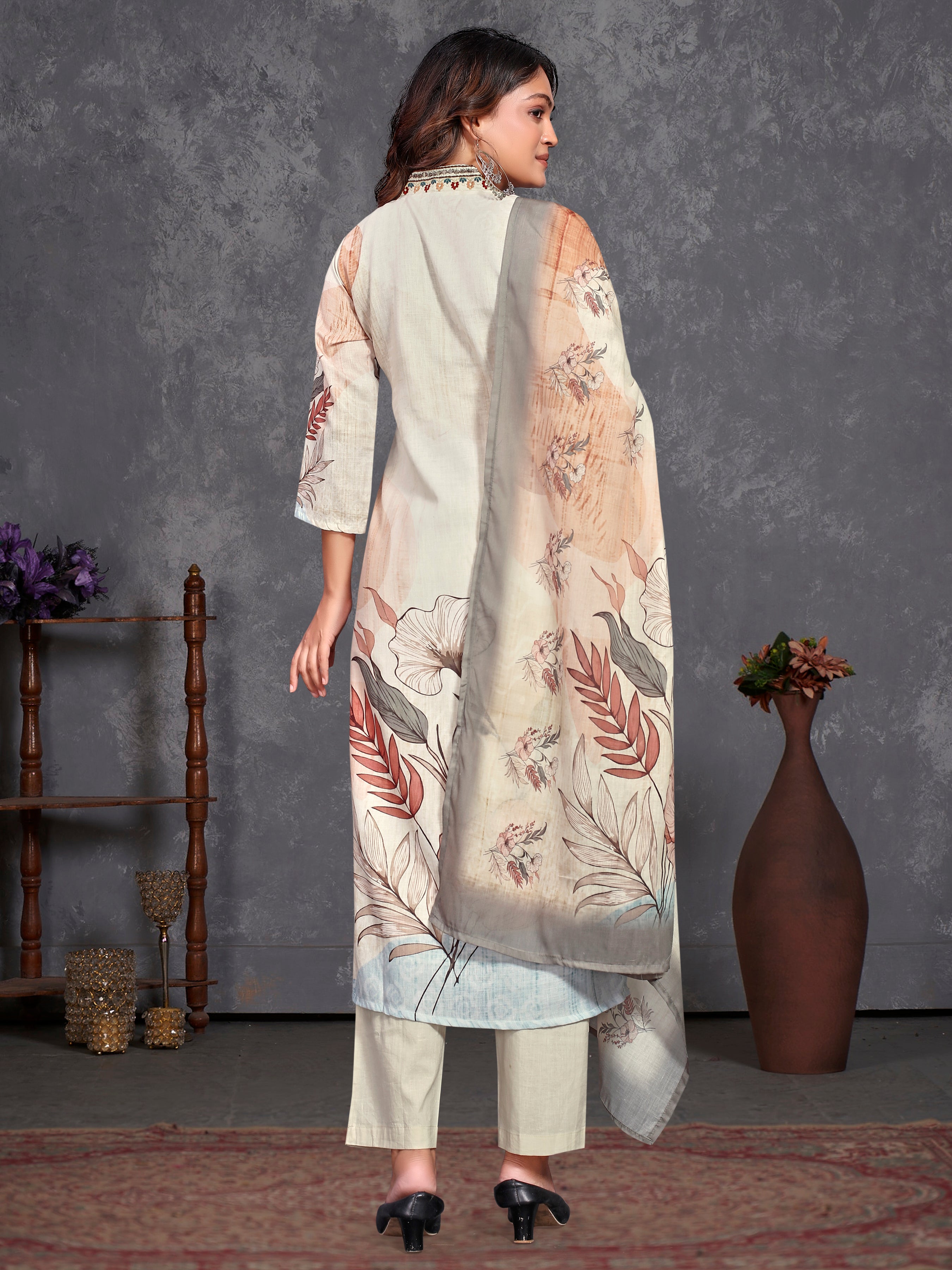 Cream Pure Linen  Three Pcs Suit With Pure Mal Dupatta