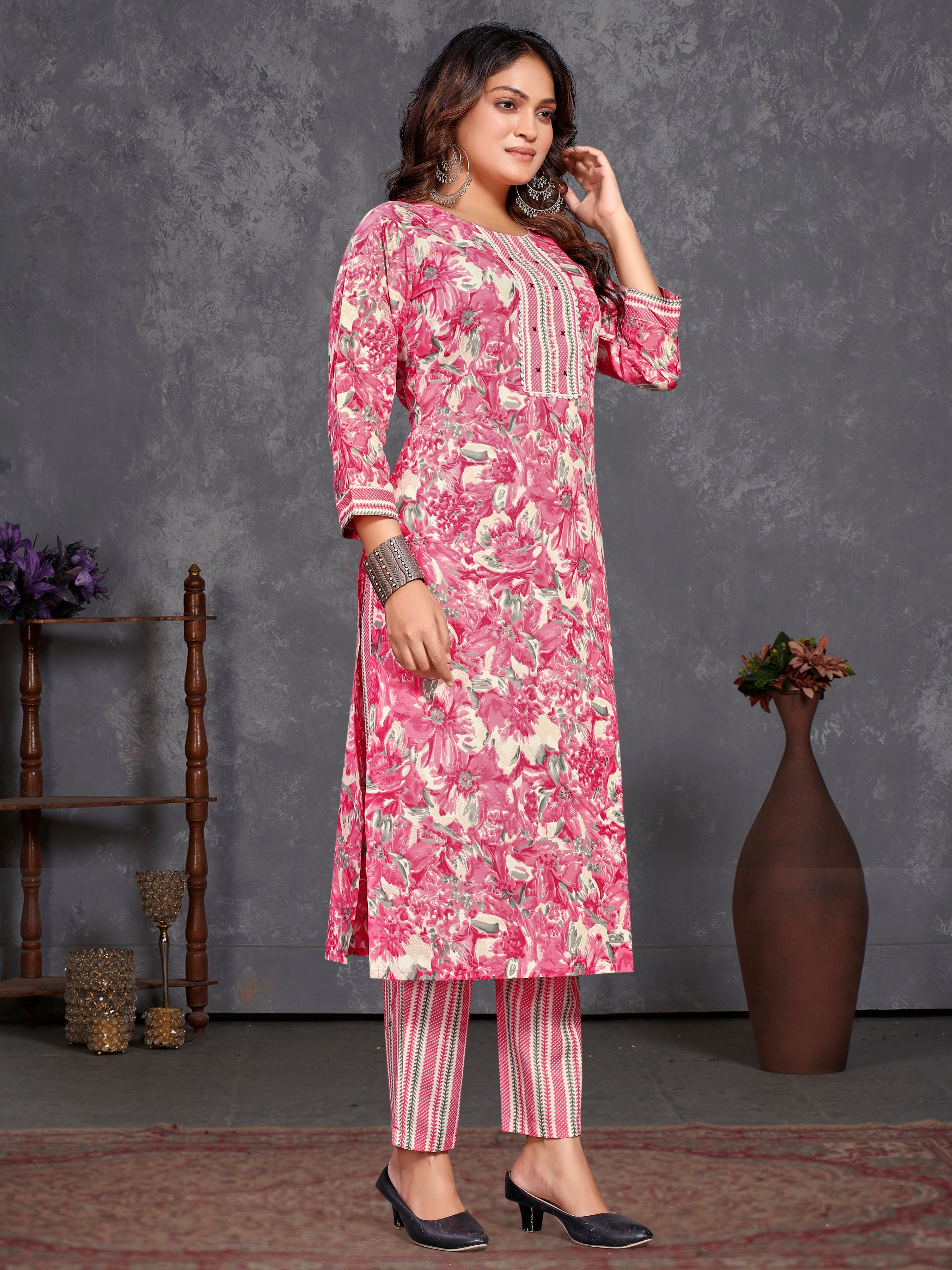 Pink Cambric Cotton Three Pcs Suit With Pure Mal Dupatta